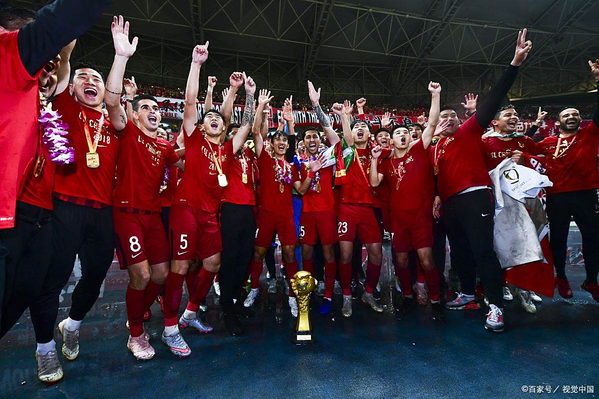 包含勒沃库森足球俱乐部神勇跻身德国足球联赛领导者的词条 包含勒沃库森足球俱乐部神勇跻身德国足球联赛领导者的词条