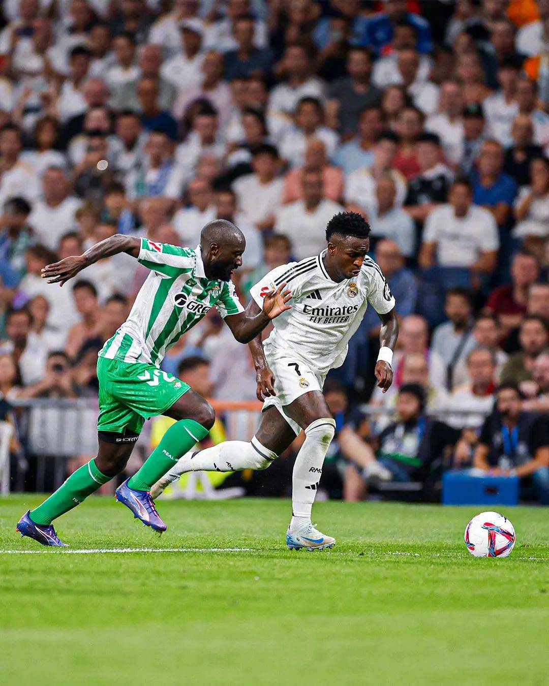 开云平台-包含维拉雷亚尔主场告捷，冲击西甲前四渐入佳境的词条