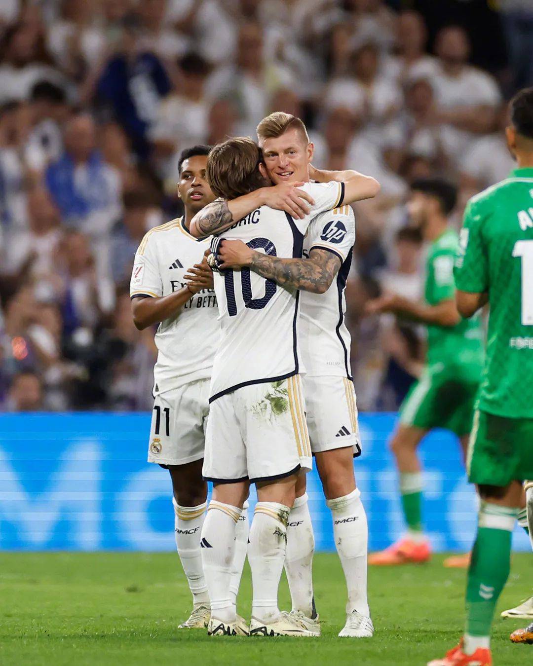 包含维拉雷亚尔主场告捷,冲击西甲前四渐入佳境的词条 包含维拉雷亚尔主场告捷,冲击西甲前四渐入佳境的词条