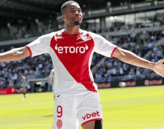 摩纳哥客场战胜昂热,取得重要胜利! 摩纳哥客场战胜昂热,取得重要胜利!