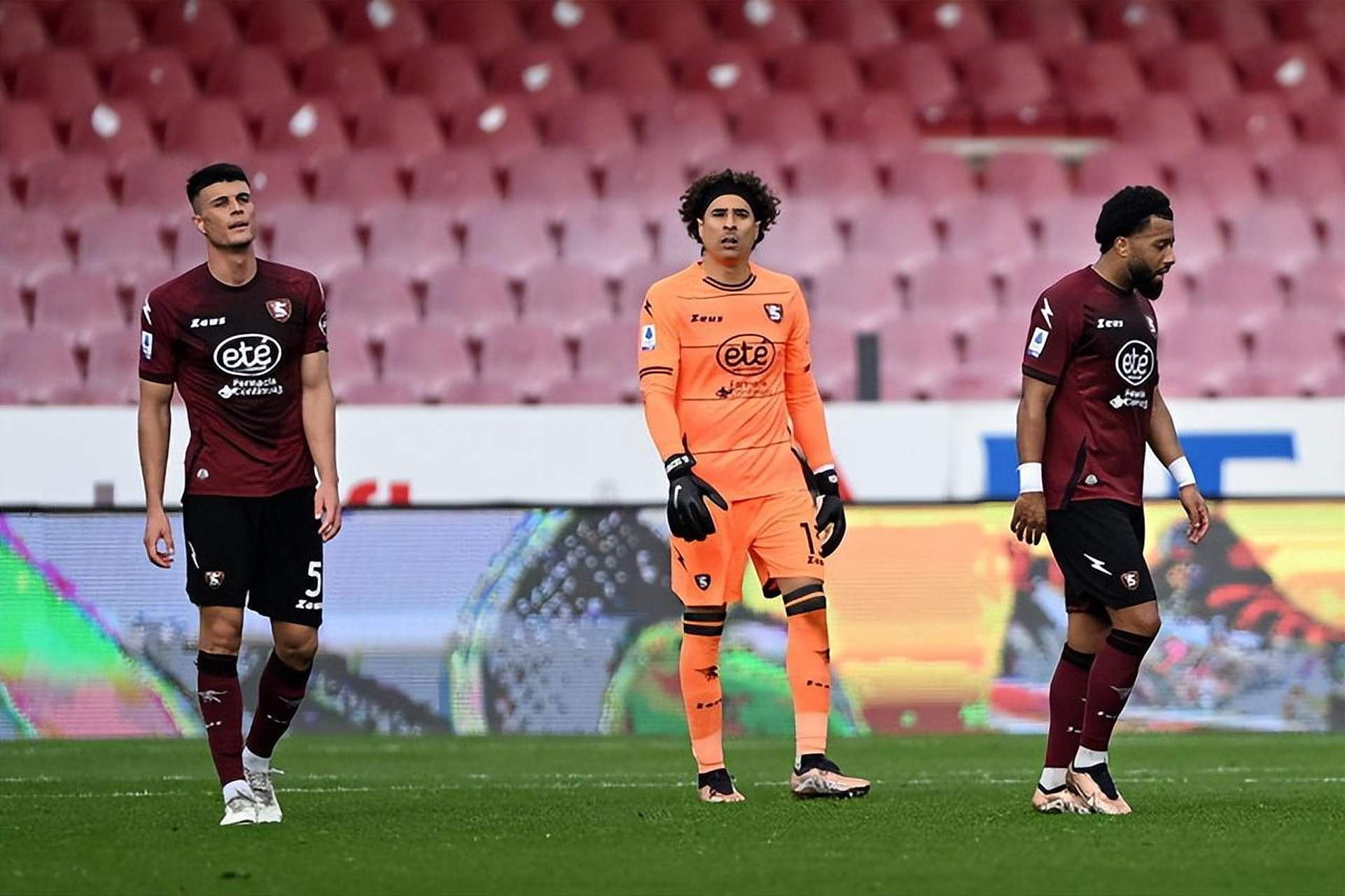 开云下载-关于都灵主帅批评球员态度不端，下轮或将进行严厉整顿的信息