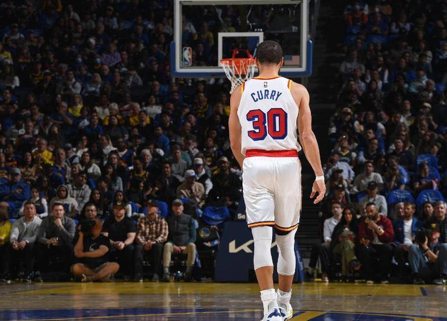 开云体育平台APP-国王球员集体表现出色，球队整体实力受肯定