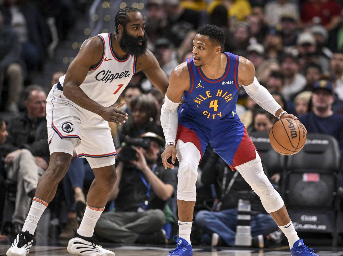 国王球员集体表现出色,球队整体实力受肯定 国王球员集体表现出色,球队整体实力受肯定