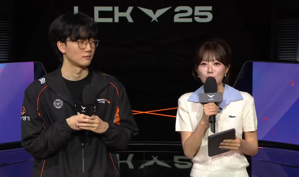 包含FNC鏖战GEN,Deft操刀奇招英雄翻盘鏖战多局成都决赛之夜,让粉丝疯狂欢呼的词条 包含FNC鏖战GEN,Deft操刀奇招英雄翻盘鏖战多局成都决赛之夜,让粉丝疯狂欢呼的词条