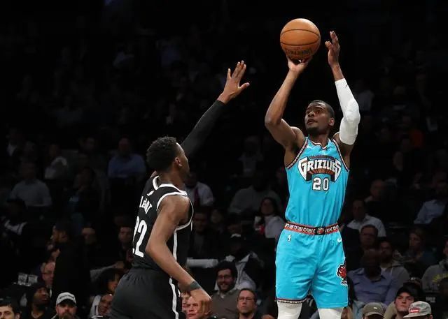 乔-哈里斯砍41+7助诺维茨基领铁火追14分 乔-哈里斯砍41+7助诺维茨基领铁火追14分