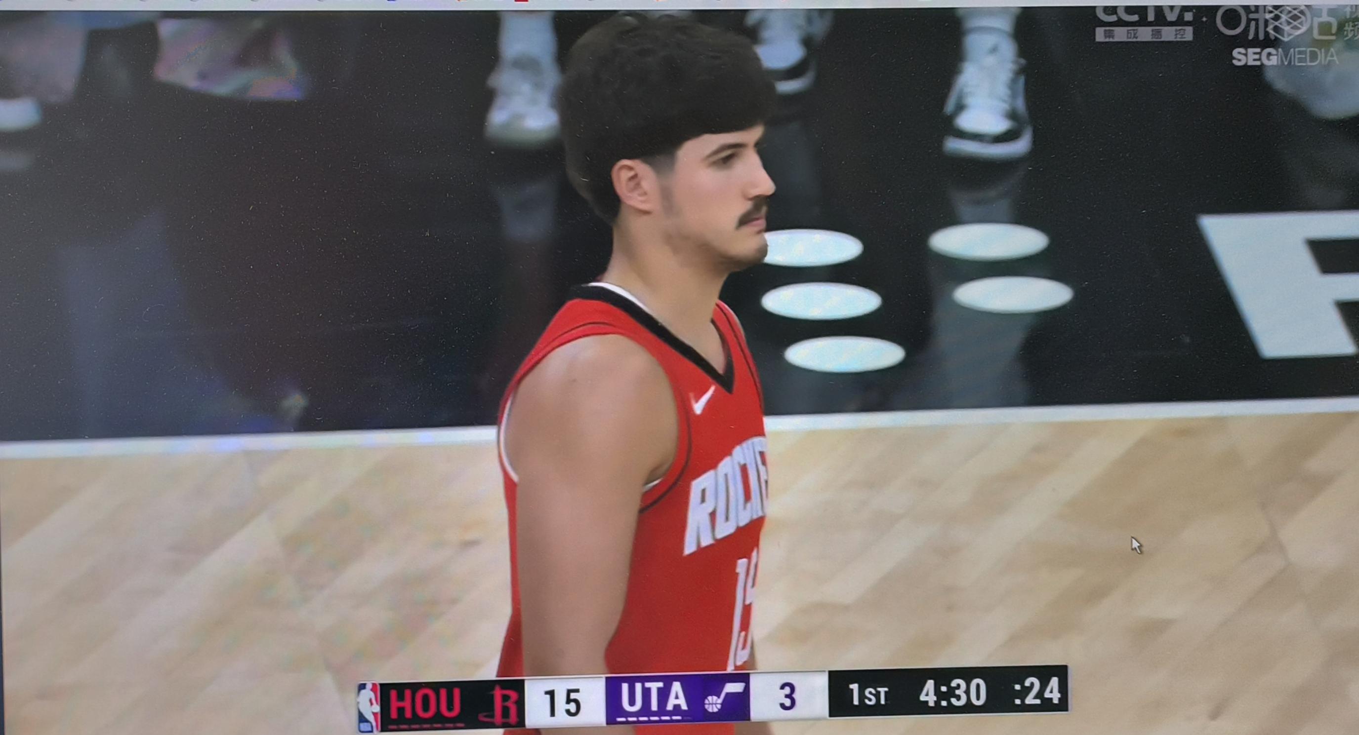 火箭队遭遇连败,季后赛前景黯淡 火箭队遭遇连败,季后赛前景黯淡