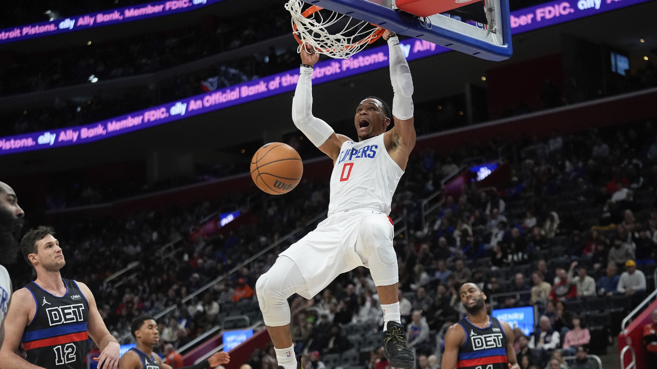 快船击败活塞,取得两连胜 快船击败活塞,取得两连胜