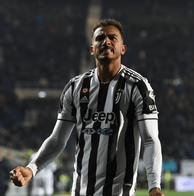 开云下载-尤文达主帅点赞球队表现，取得胜利真乃实至名归