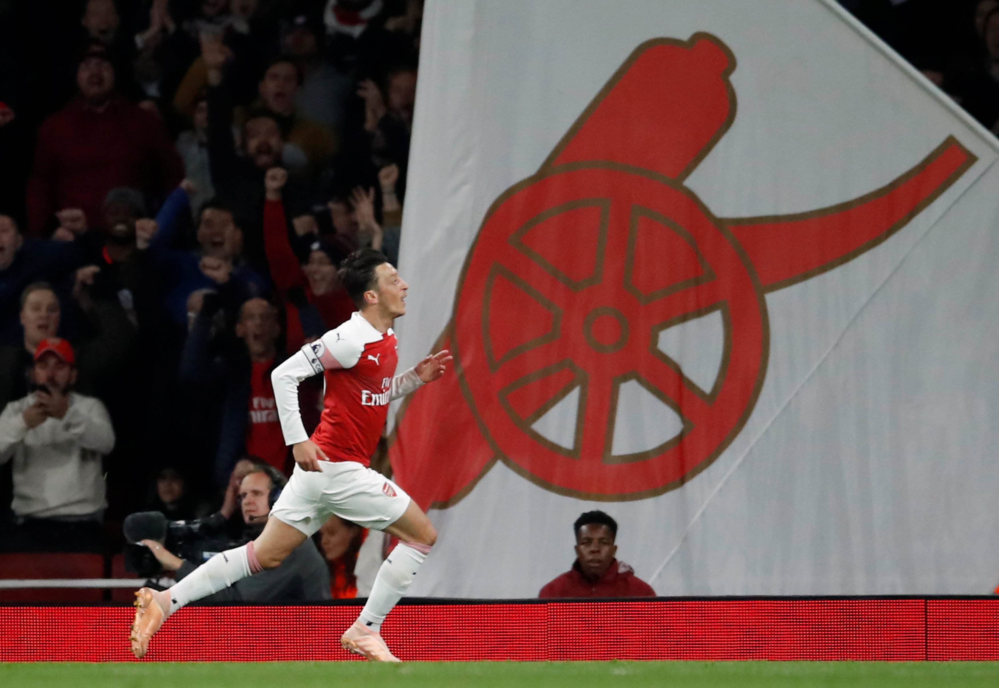 桐城骄虎主场战平深圳华文,难分胜负场面激烈 桐城骄虎主场战平深圳华文,难分胜负场面激烈