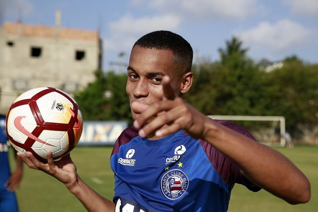 关于防守铁卫崭露头角,球队再下一城进决赛的信息 关于防守铁卫崭露头角,球队再下一城进决赛的信息