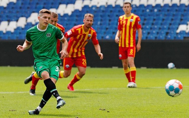 汉诺威客场不敌云达不莱梅,球队降级风险加大 汉诺威客场不敌云达不莱梅,球队降级风险加大