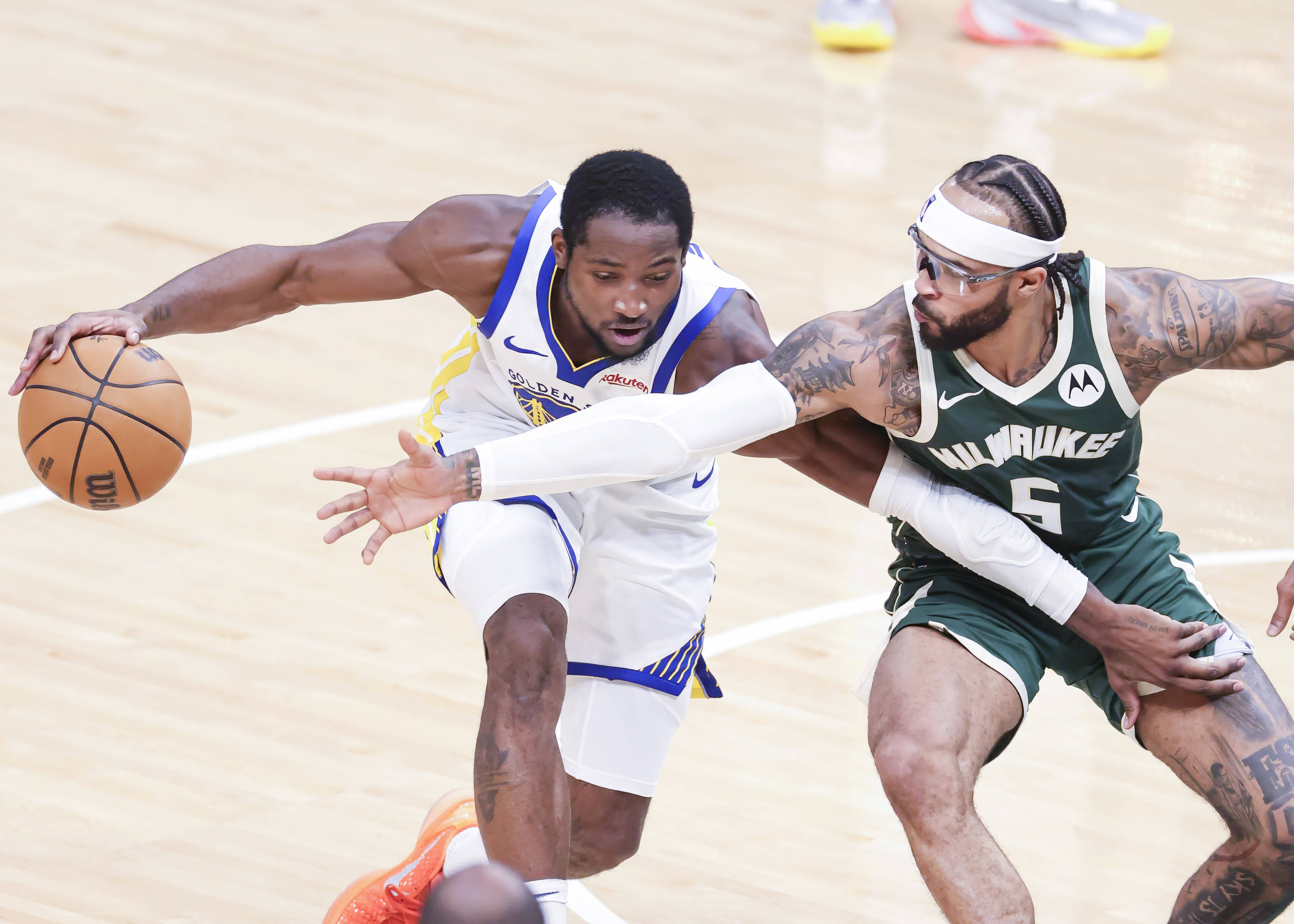 关于天津队鏖战雄鹿,詹姆斯统治全场的信息 关于天津队鏖战雄鹿,詹姆斯统治全场的信息